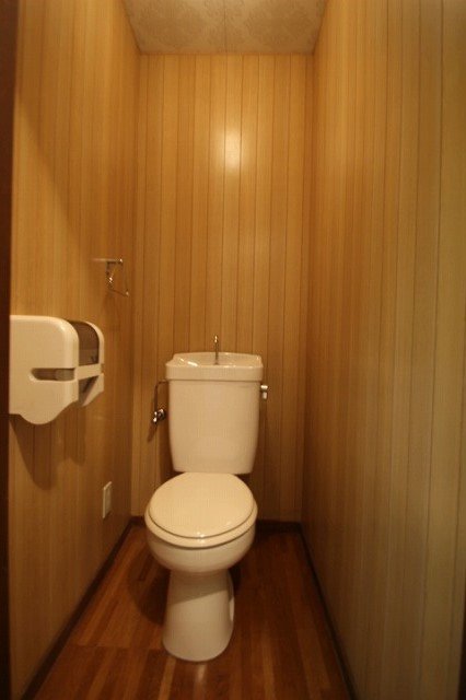第2メゾン本町のトイレ写真