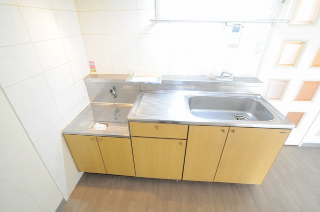 キッチン　他のお部屋の写真になります。