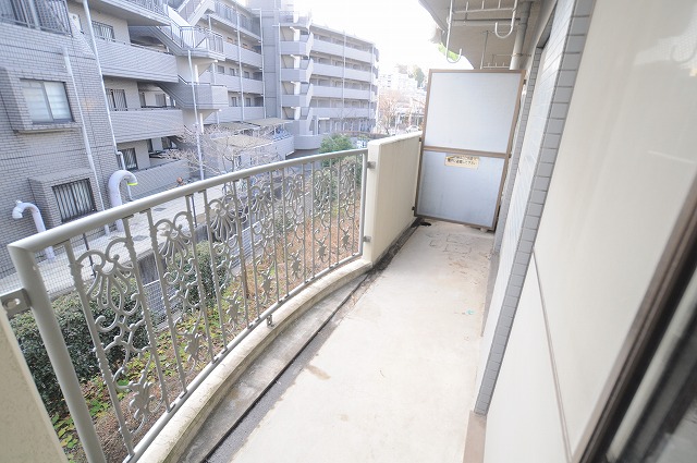 バルコニー　他のお部屋の写真になります。