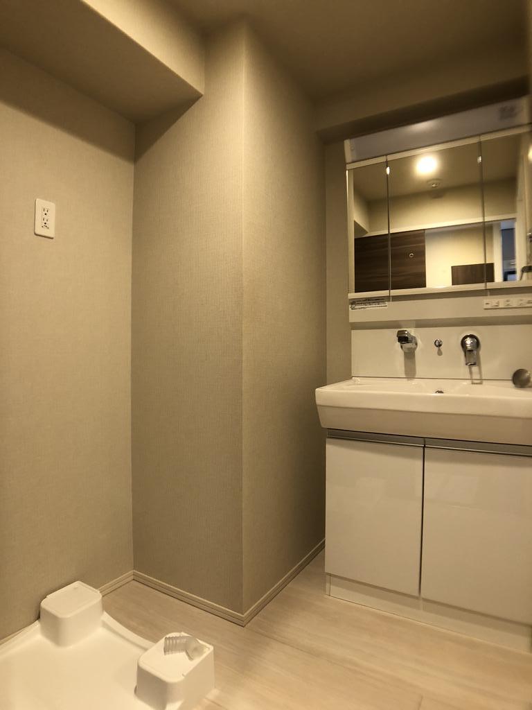 洗面設備　同建物内の別住戸参考写真