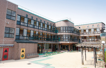 幼稚園・保育園　大阪千代田短期大学 附属幼稚園（幼稚園・保育園）まで446m