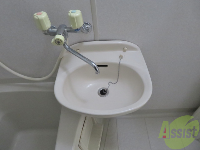 洗面設備　洗面はこちらです。朝の準備がはかどりますね