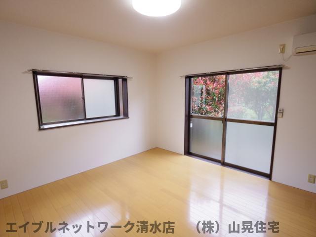 居室・リビング　同条件同タイプ