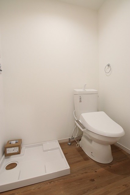 トイレ　トイレ・洗濯機置き場