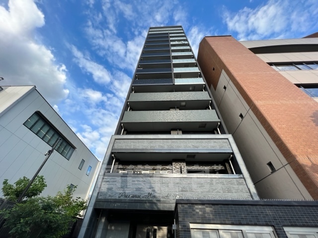名古屋市中区丸の内のマンションの建物外観