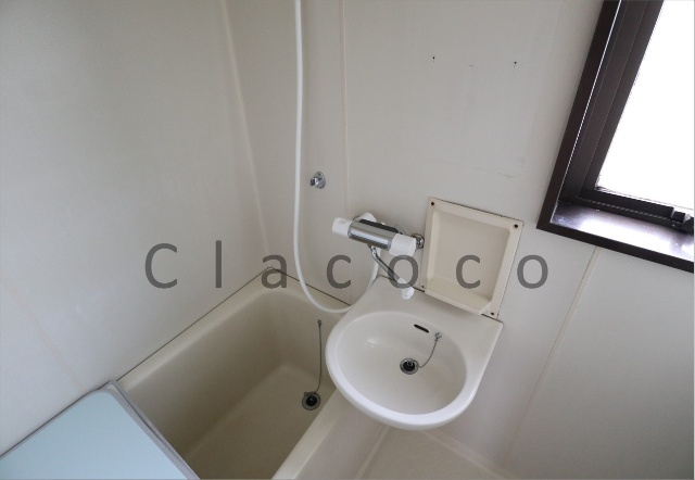 バス・シャワールーム　バストイレ別