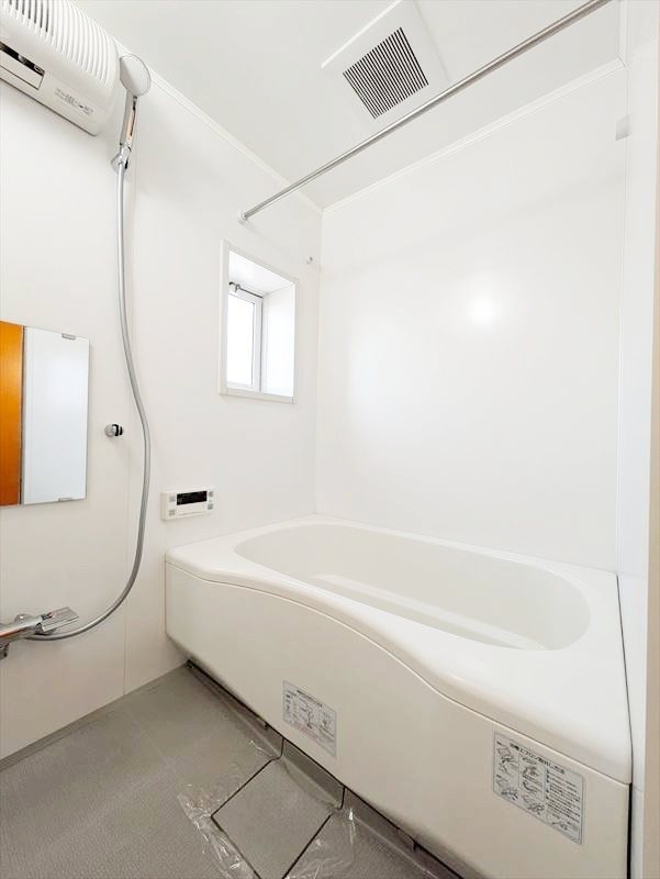 バス・シャワールーム　浴室です♪