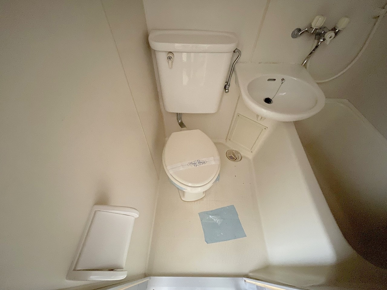 トイレ　同タイプのお部屋です