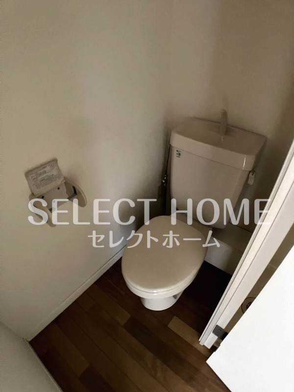 トイレ　コンパクトで使いやすいトイレです