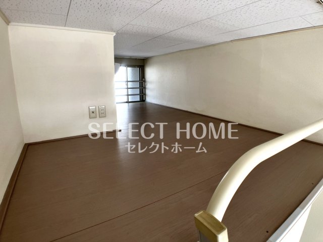 その他部屋・スペース　落ち着いて過ごせるお部屋なので、寝室にいかがでしょうか