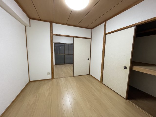 ゴールデンハイツIの居間写真