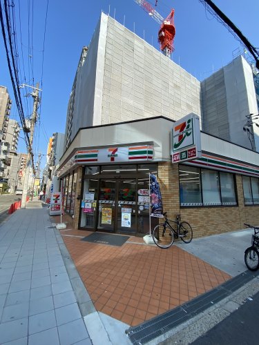 【大阪市中央区南久宝寺町のマンションのコンビニ】