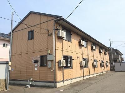 アルパインの建物外観