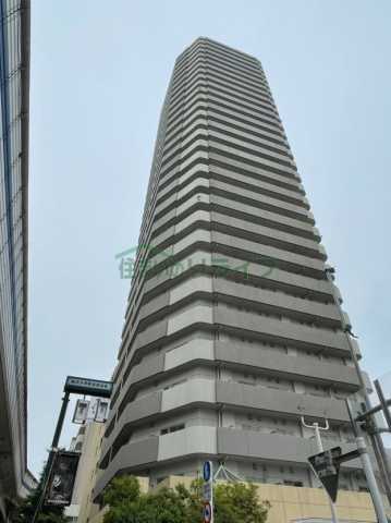 世田谷区駒沢のマンションの建物外観