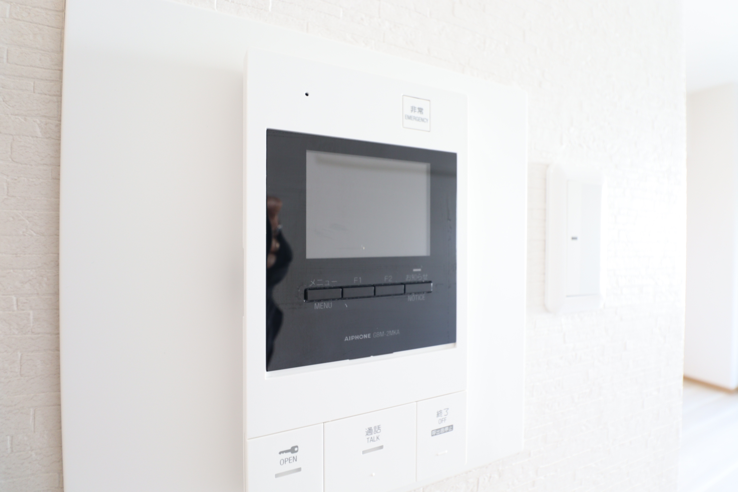 セキュリティ　モニター付インターホン