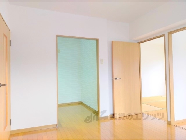 居室・リビング　リビング