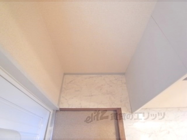 収納　下駄箱置き場