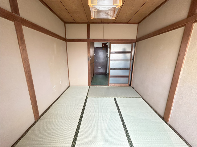 都営浅草線 馬込駅 徒歩3分 2階建 築52年の居間写真