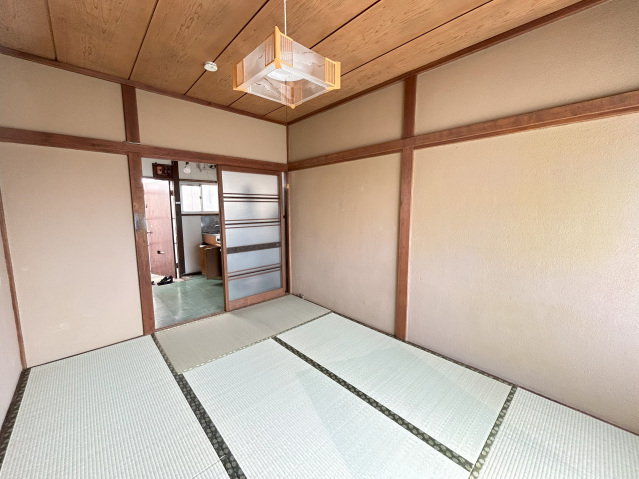 都営浅草線 馬込駅 徒歩3分 2階建 築52年の居間写真