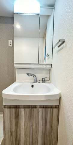 洗面設備　詳細は、RISUMO江坂本店までお問合せください♪