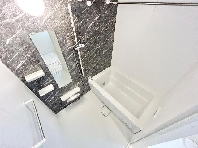 バス・シャワールーム　SchaanCarter