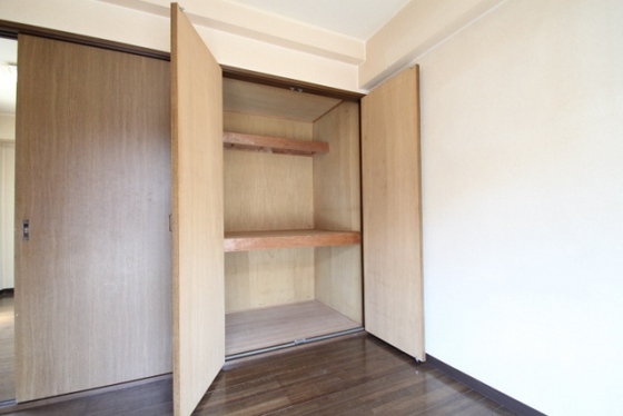 収納　※別部屋の写真です