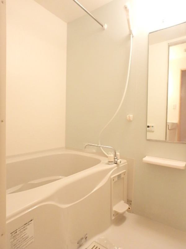 バス・シャワールーム　図面と現状に相違がある場合には現状を優先