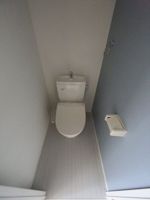 トイレ　温水洗浄便座付トイレ