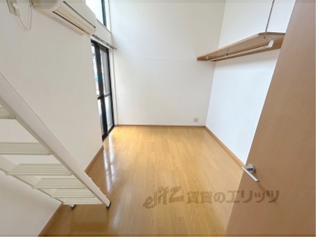 居室・リビング　洋室