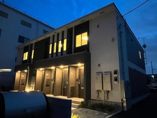 建物外観　外観写真（夜）