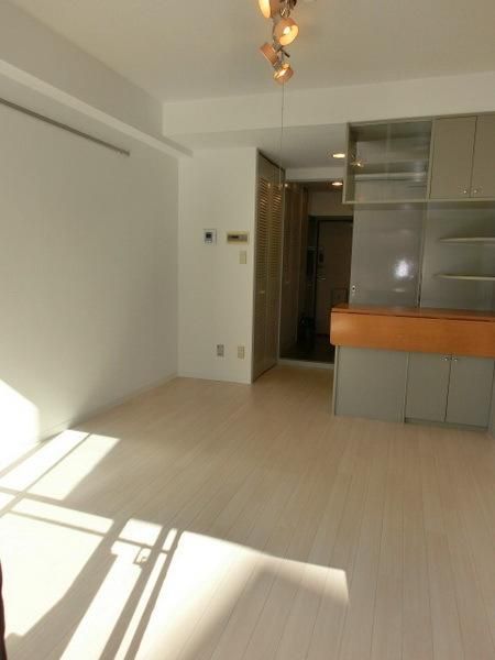 居室・リビング　８帖の居室