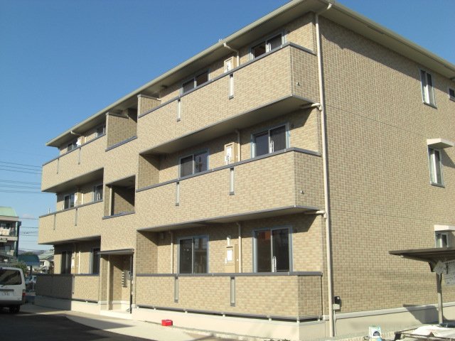 建物外観　外観は落ち着いています