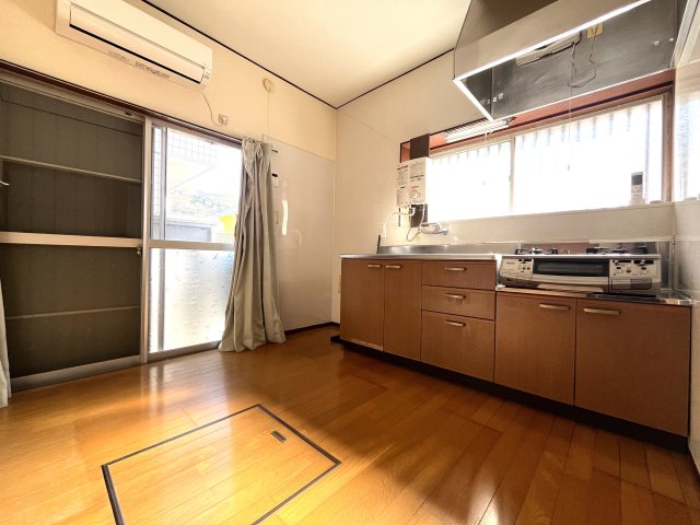 居室・リビング　ゆったりとしたDKです