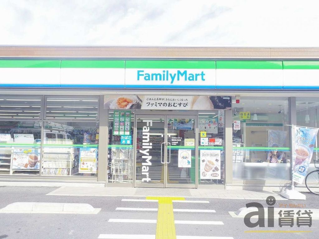 コンビニ　ファミリーマート朝霞黒目川通り店（コンビニ）まで430m