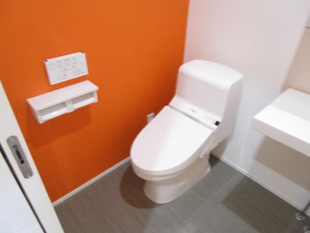 トイレ　シンプルで使いやすいトイレです
