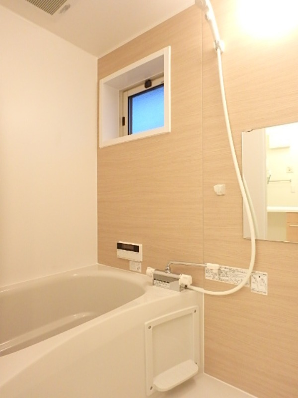 バス・シャワールーム　図面と現状に相違がある場合には現状を優先