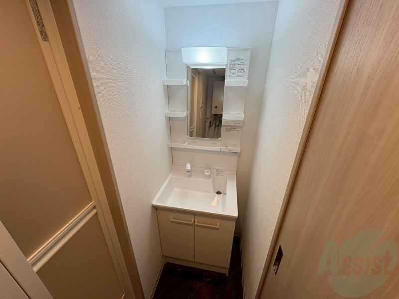 洗面設備　シャンプードレッサーで身支度もラクラクです！