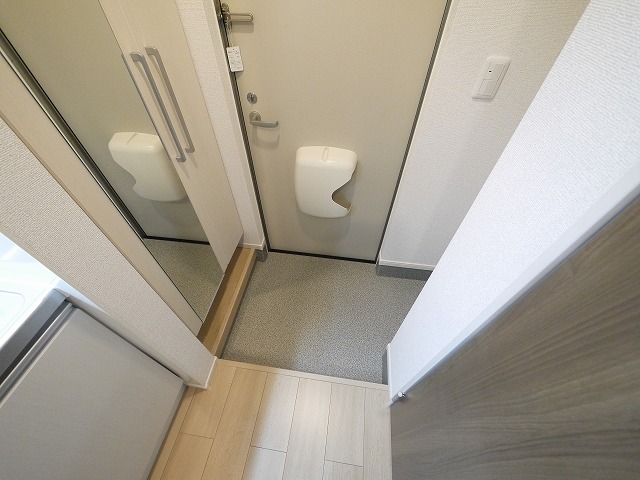 玄関　落ち着いた玄関です