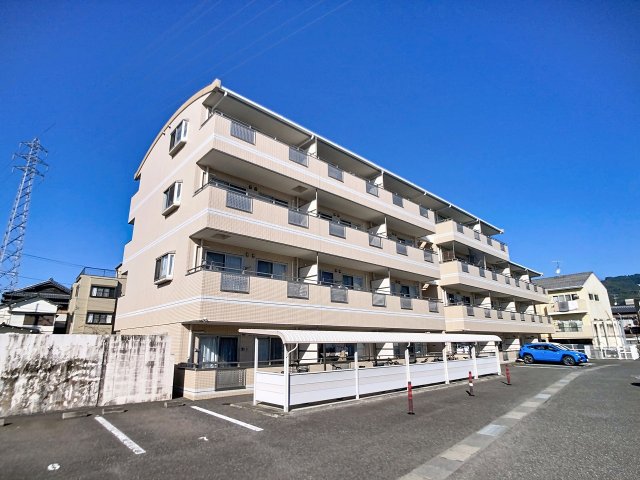 建物外観　2025年11月撮影