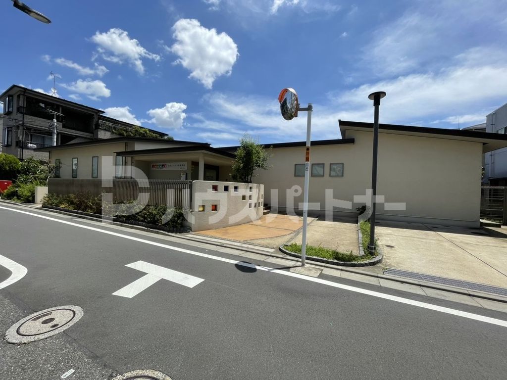 幼稚園・保育園　ニチイキッズかみいけぶくろ保育園（幼稚園・保育園）まで290m
