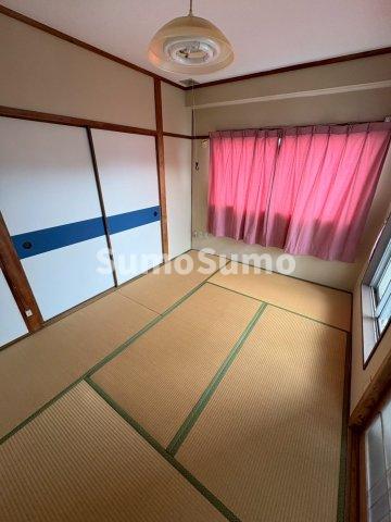 居室・リビング　ゆったりとした居間です