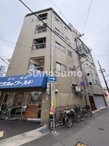 建物外観　外はこのようになっています