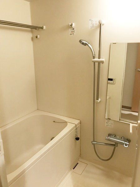 バス・シャワールーム　浴室