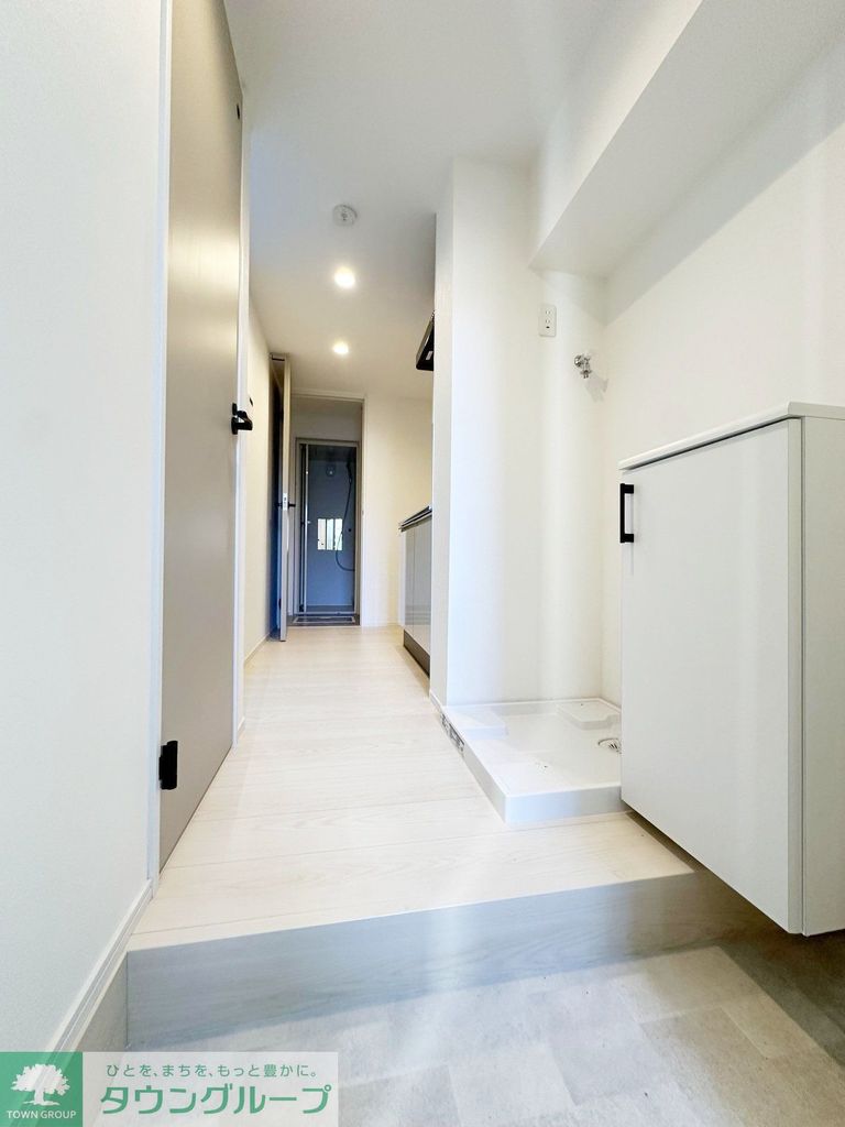 玄関　キッチン