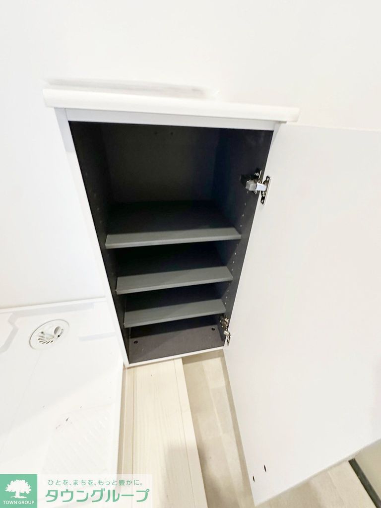 収納　バルコニー