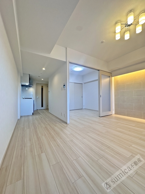 居室・リビング　ホワイトベースで明るい内装♪