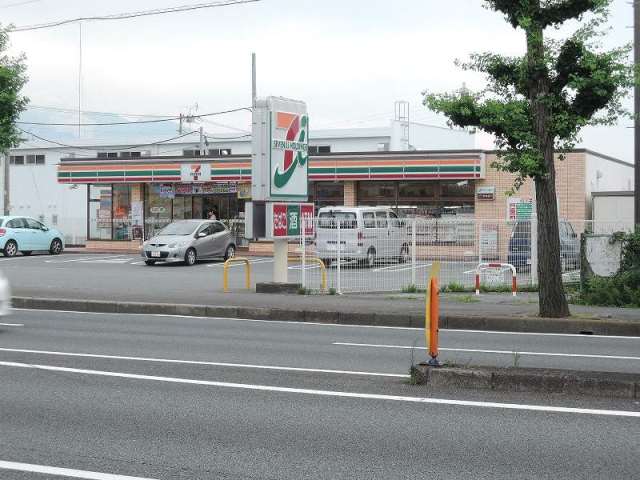 コンビニ　セブンイレブン蓼原（コンビニ）まで900m