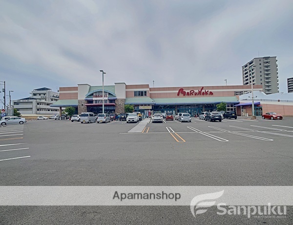 スーパー　マルナカ　土居田店（スーパー）まで745m