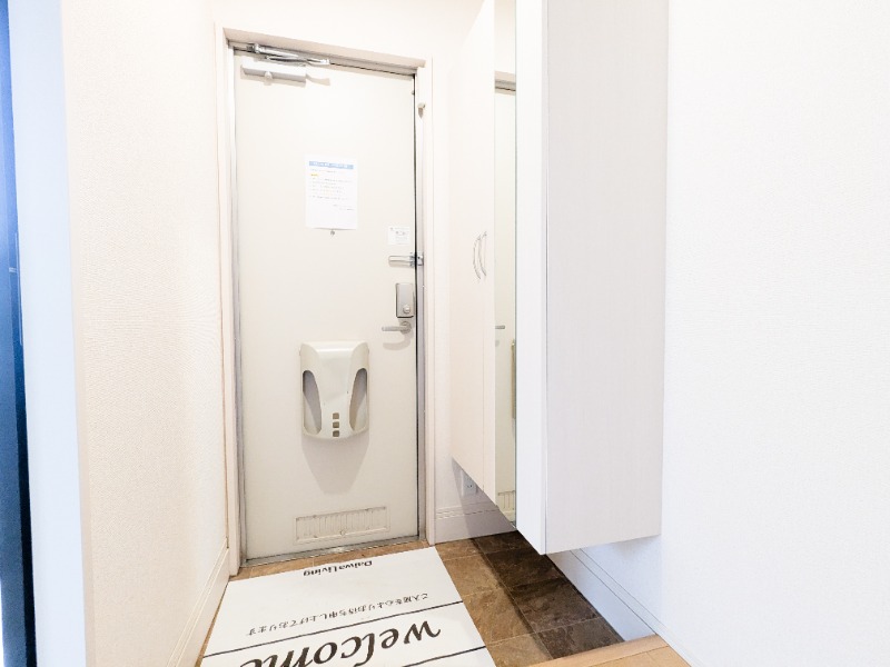 玄関　図面と現状に相違がある場合には現状を優先