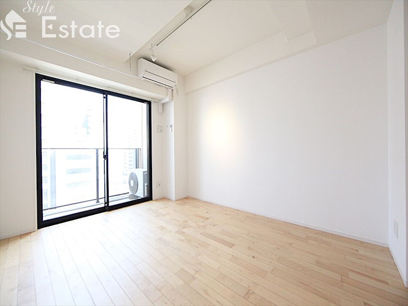 居室・リビング　内装